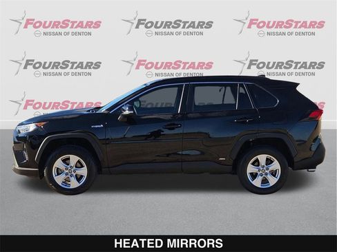 Used 2021 Toyota RAV4 XLE image 8