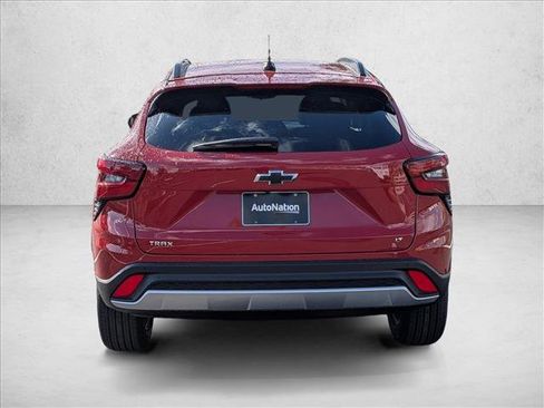 New 2026 Chevrolet Trax LT w/ Sunroof Package image 8