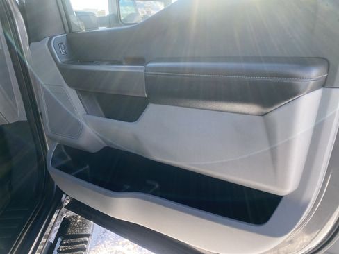 Used 2025 Ford F250 XLT image 17