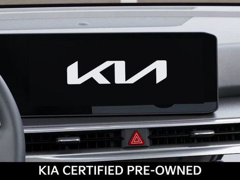 Used 2025 Kia Sorento LX image 20