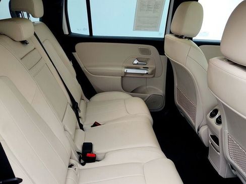 Used 2022 Mercedes-Benz EQB 300 4MATIC w/ Pinnacle Package image 23