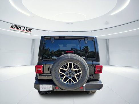 New 2025 Jeep Wrangler Unlimited Sahara w/ Safety Group AWD/4WD image 5