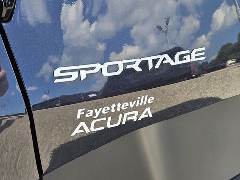 Used 2026 Kia Sportage EX w/ EX Panorama Roof Package FWD image 16
