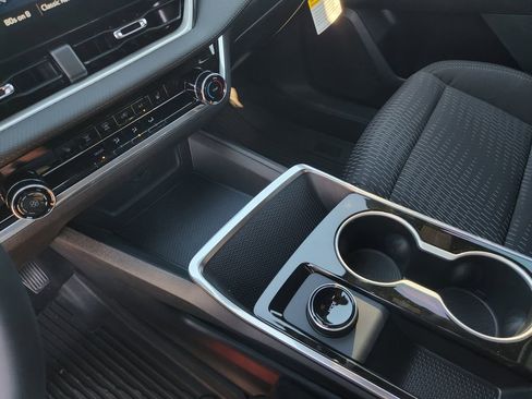 New 2026 Chevrolet Equinox LT image 15