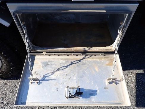 Used 2020 RAM 3500 Tradesman w/ Chrome Appearance Group image 11