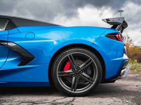 New 2025 Chevrolet Corvette Stingray Preferred Conv w/ 2LT RWD image 18