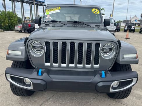 Used 2022 Jeep Wrangler Unlimited Sahara w/ Safety Group AWD/4WD image 9