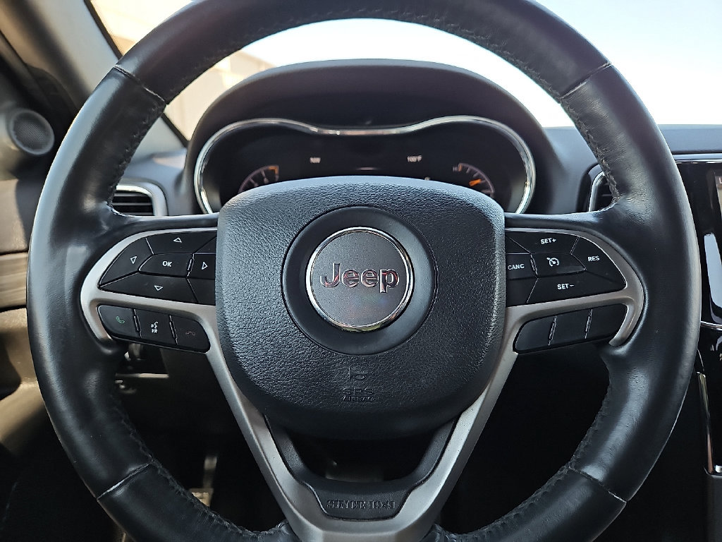 Used 2019 Jeep Grand Cherokee Altitude RWD image 30