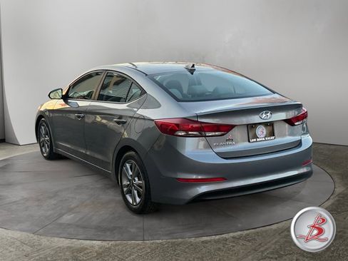 Used 2018 Hyundai Elantra SEL image 5