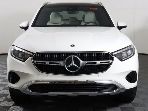 Certified 2025 Mercedes-Benz GLC 300 4MATIC image 6