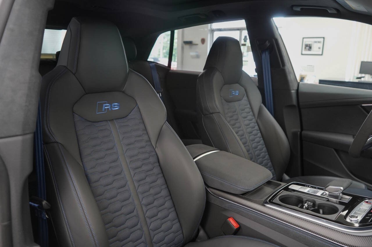 Used 2026 Audi RS Q8 performance AWD/4WD image 64