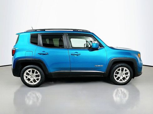 Used 2020 Jeep Renegade Latitude FWD image 8