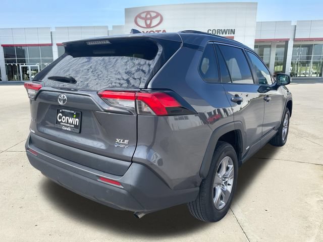 Used 2025 Toyota RAV4 XLE AWD/4WD image 5