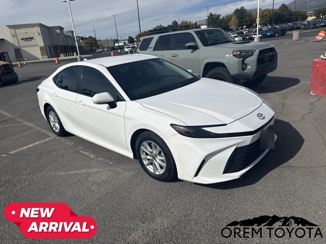 Used 2025 Toyota Camry LE FWD image 11
