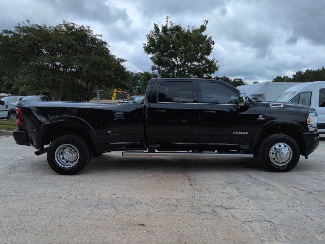 Used 2023 RAM 3500 Limited AWD/4WD image 3