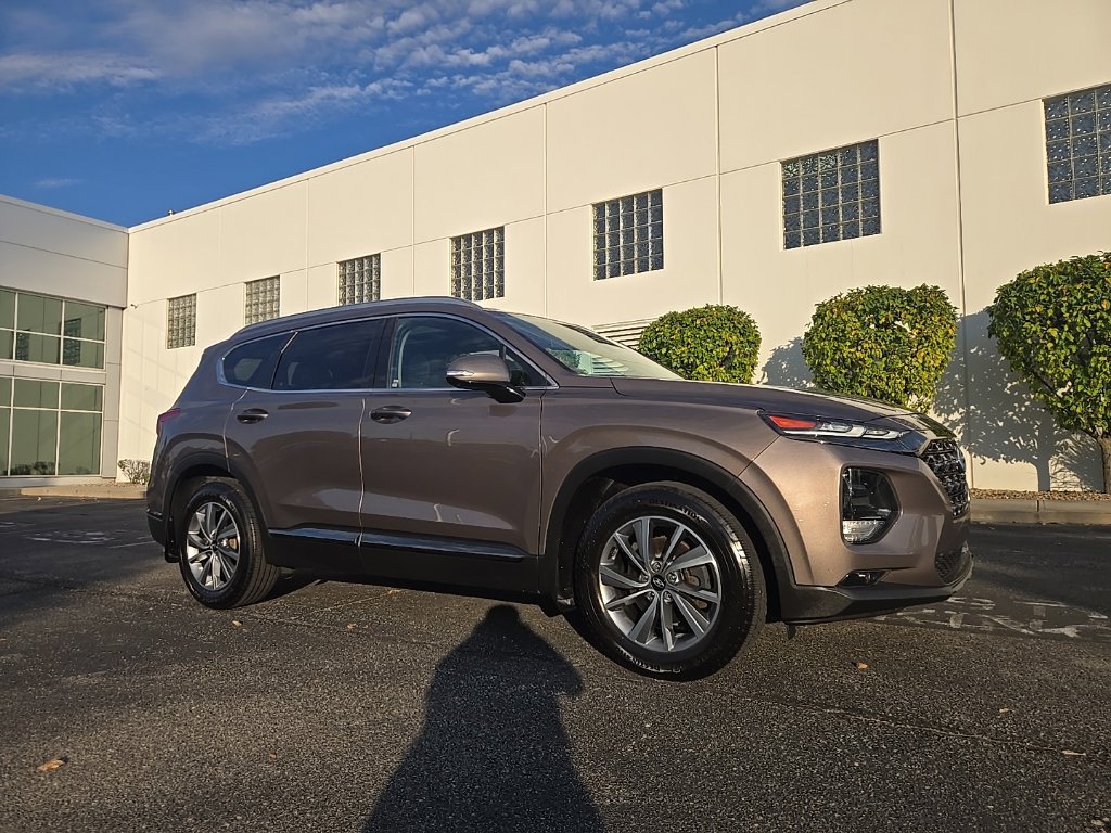 Used 2020 Hyundai Santa Fe Limited AWD/4WD image 4