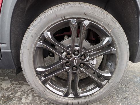 New 2025 Chevrolet Traverse LT w/ Enhanced Driving Package image 33