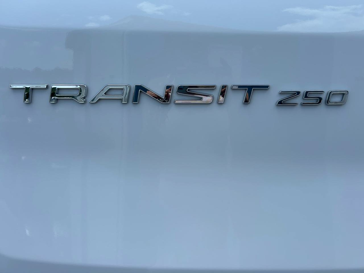 Used 2025 Ford Transit 250 148 High Roof Extended w/ Load Area Protection Package RWD image 35