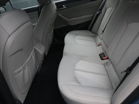 Used 2016 Hyundai Sonata SE FWD image 15