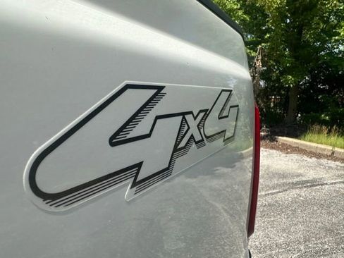 Used 2009 Ford F350 XLT AWD/4WD image 10