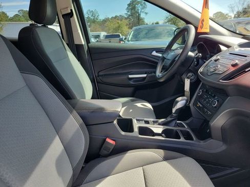 Used 2018 Ford Escape SE image 33