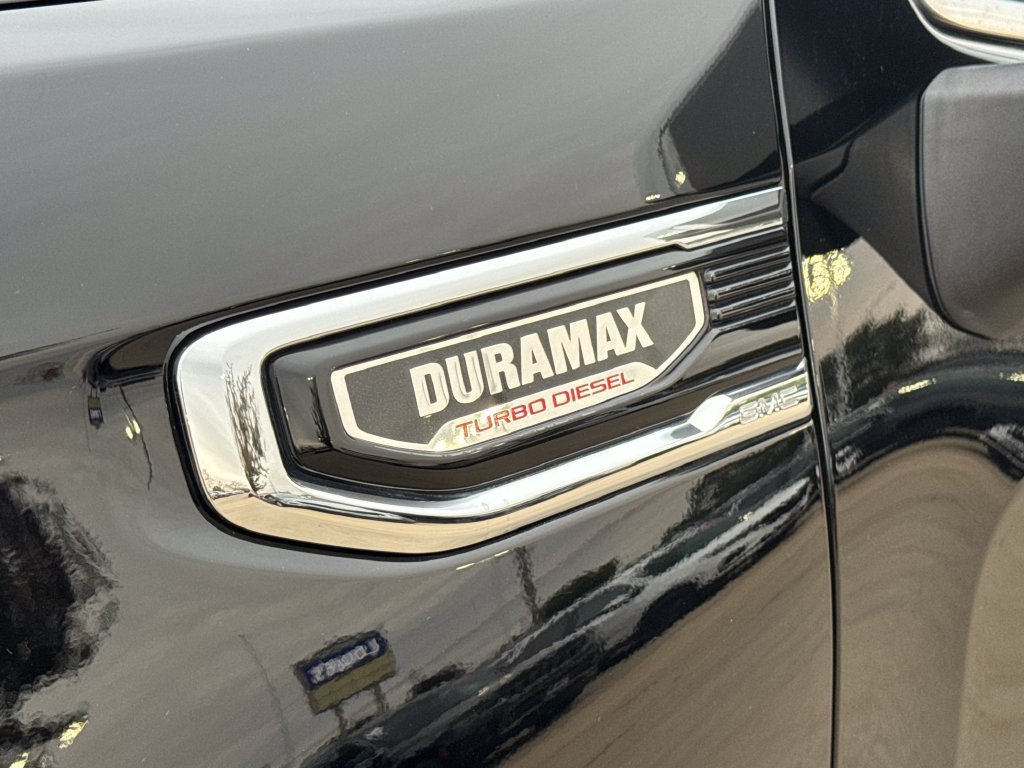 Used 2021 GMC Sierra 1500 SLT w/ SLT Premium Plus Package AWD/4WD image 12
