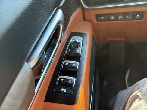 Certified 2024 Kia Telluride EX X-Line AWD/4WD image 16