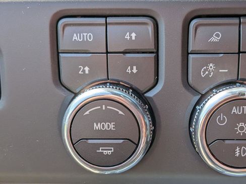 New 2026 GMC Sierra 1500 AT4 w/ AT4 Premium Package AWD/4WD image 16