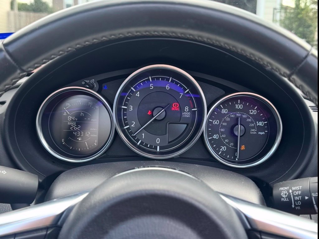 Used 2021 MAZDA MX-5 Miata Sport RWD image 14