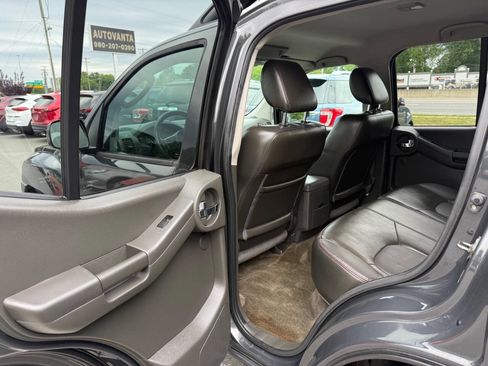 Used 2011 Nissan Xterra PRO-4X w/ Pro-4x Leather Pkg AWD/4WD image 9