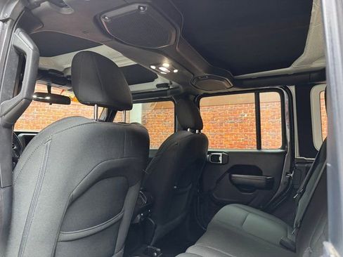 Used 2021 Jeep Wrangler Unlimited Sport image 23