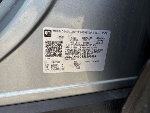 Used 2025 Chevrolet Equinox LT FWD image 30