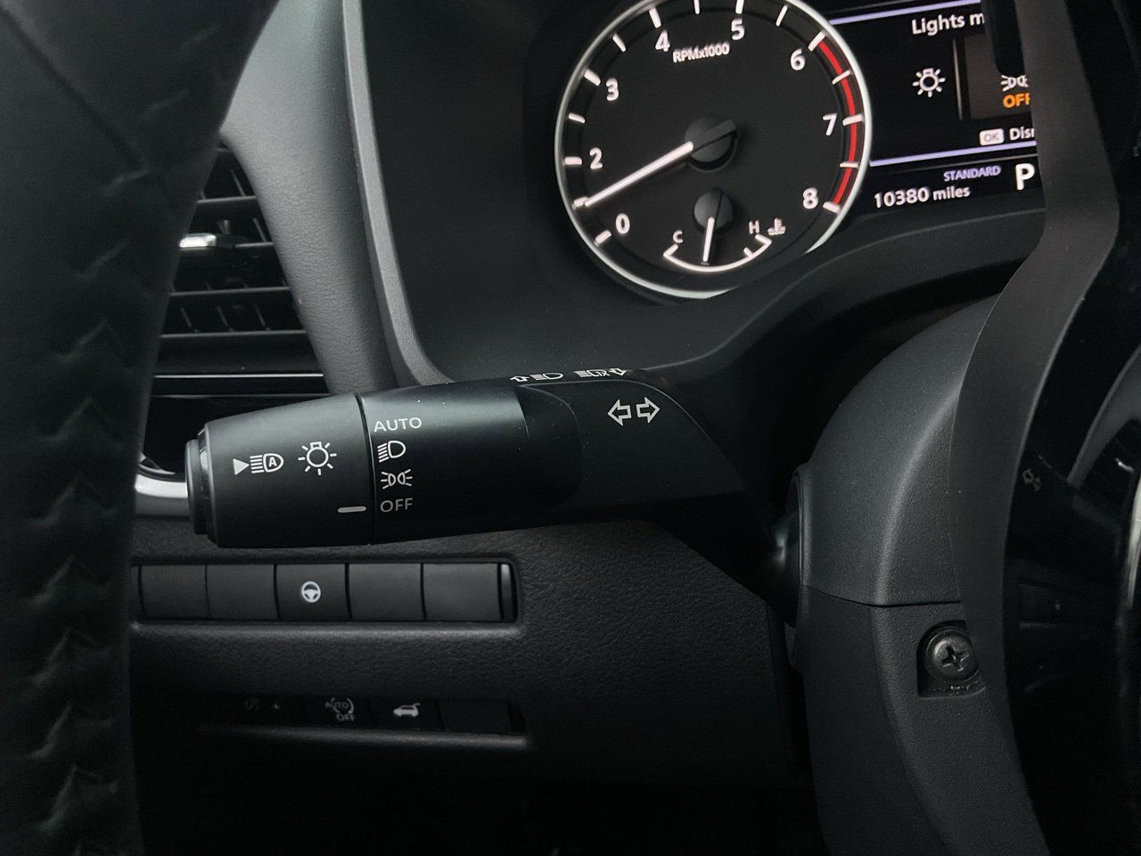 Used 2023 Nissan Rogue SL w/ SL Premium Package FWD image 39