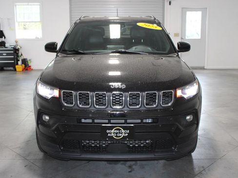 Used 2025 Jeep Compass Latitude AWD/4WD image 48