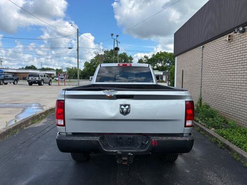 Used 2017 RAM 3500 Tradesman w/ Chrome Appearance Group AWD/4WD image 4