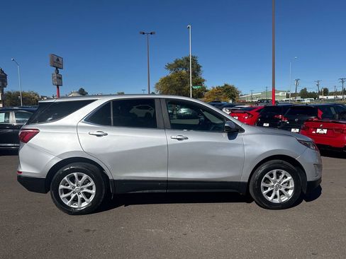 Used 2021 Chevrolet Equinox LT image 8