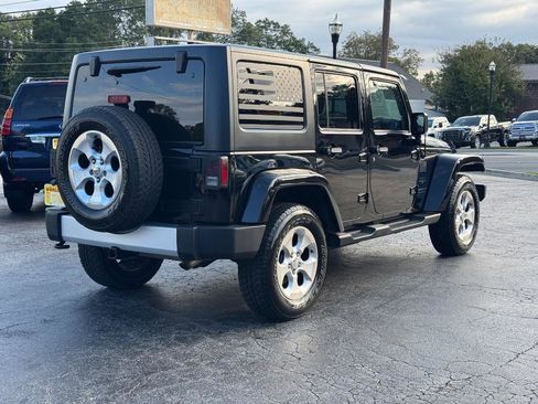 Used 2015 Jeep Wrangler Unlimited Sahara w/ Dual Top Group image 6