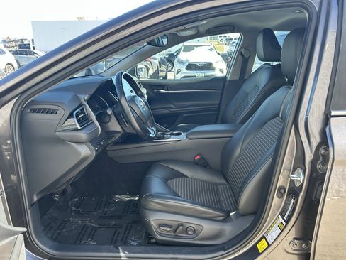 Certified 2023 Toyota Camry SE image 13