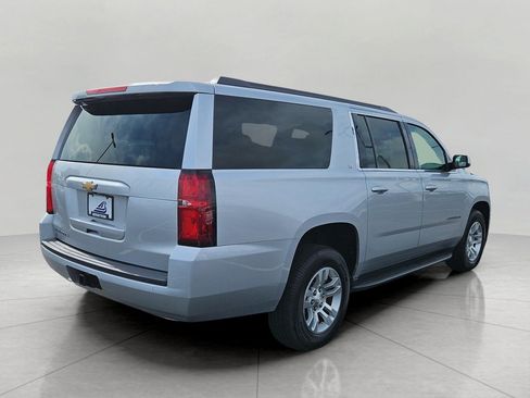 Used 2018 Chevrolet Suburban LT AWD/4WD image 8