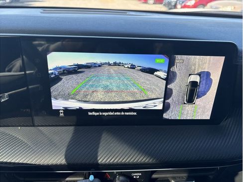 Used 2025 Nissan Kicks SR image 7