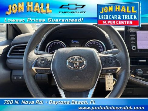Used 2022 Toyota Camry LE image 20