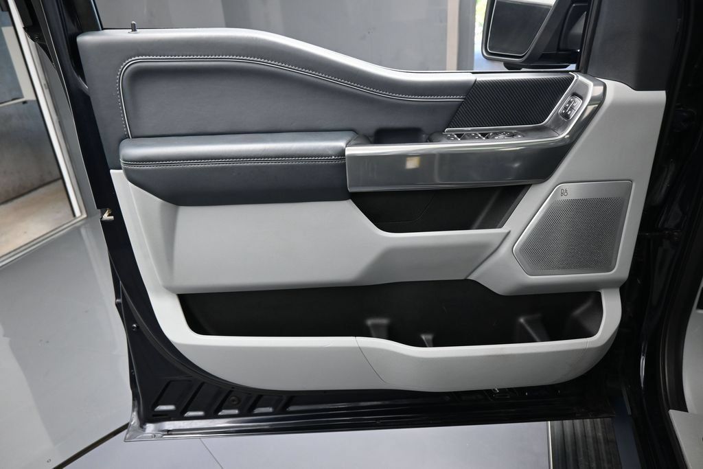 Used 2021 Ford F150 Limited RWD image 13