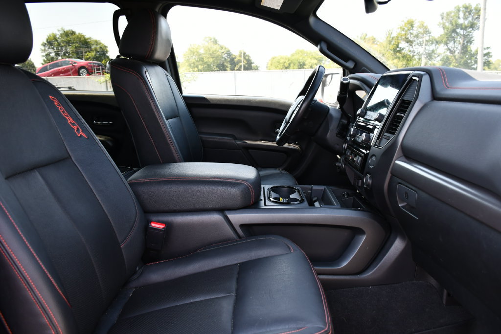 Used 2021 Nissan Titan PRO-4X w/ Pro-4x Convenience Package AWD/4WD image 27