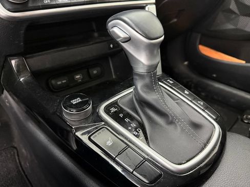 Used 2021 Kia Seltos SX w/ SX Sunroof Package AWD/4WD image 13
