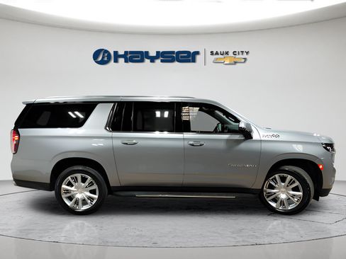 Certified 2023 Chevrolet Suburban High Country w/ Max Trailering Package AWD/4WD image 26