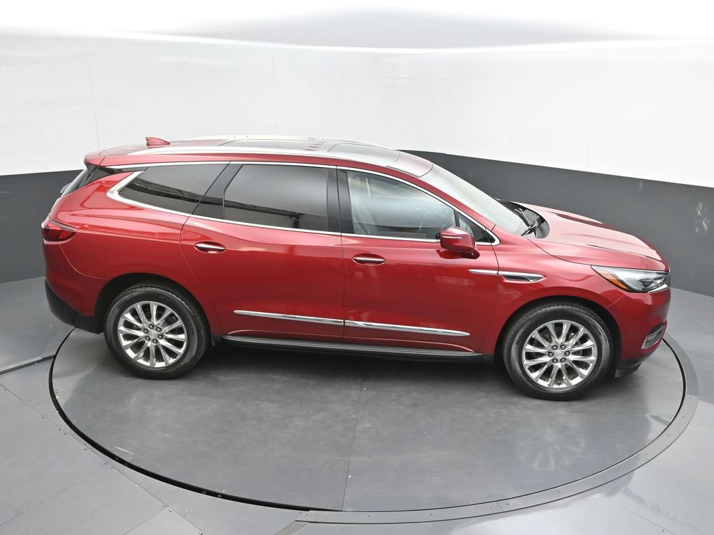 Used 2018 Buick Enclave Premium w/ LPO, Hit The Road Package FWD image 40