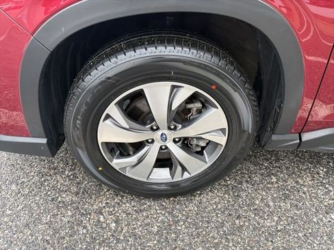 Used 2023 Subaru Ascent Premium w/ Convenience Package image 18