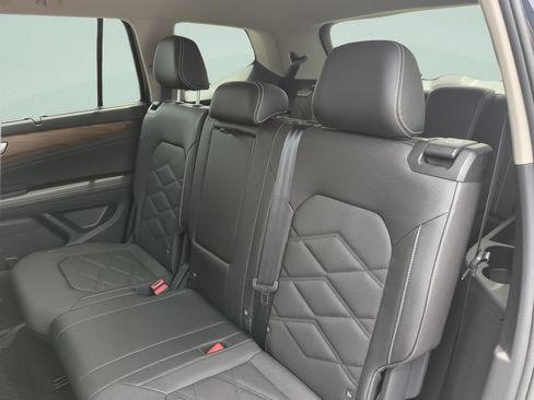 Certified 2025 Volkswagen Atlas SE w/ Black Wheel Package AWD/4WD image 26