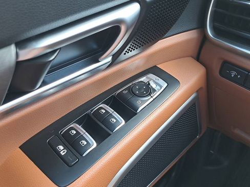 Used 2023 Kia Telluride EX X-Line image 24