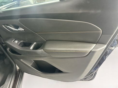 Used 2019 Chevrolet Traverse LT w/ LPO, Floor Liner Package image 30